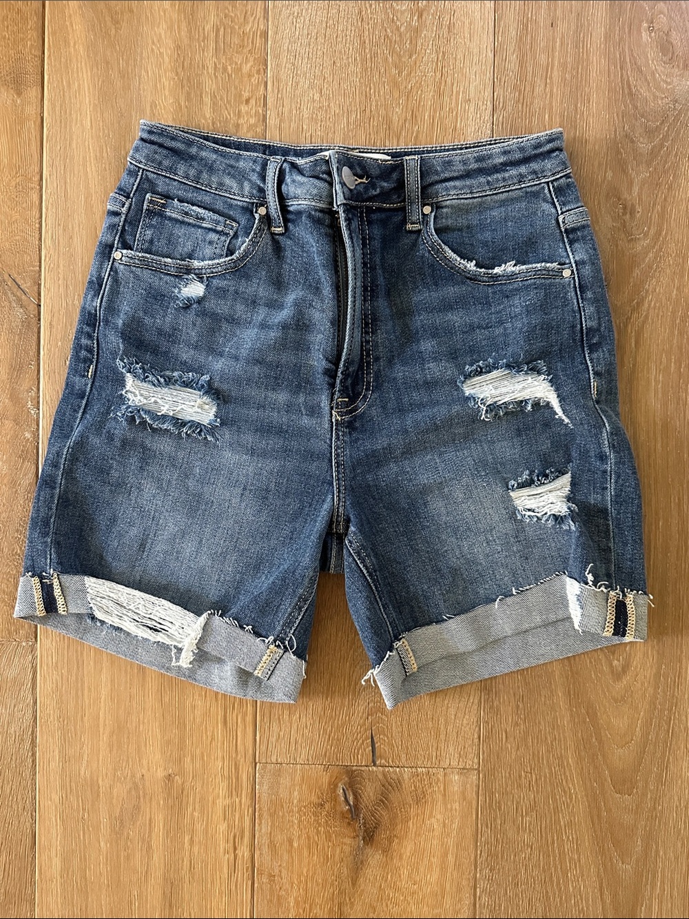 Like New Risen Jean Shorts in size large